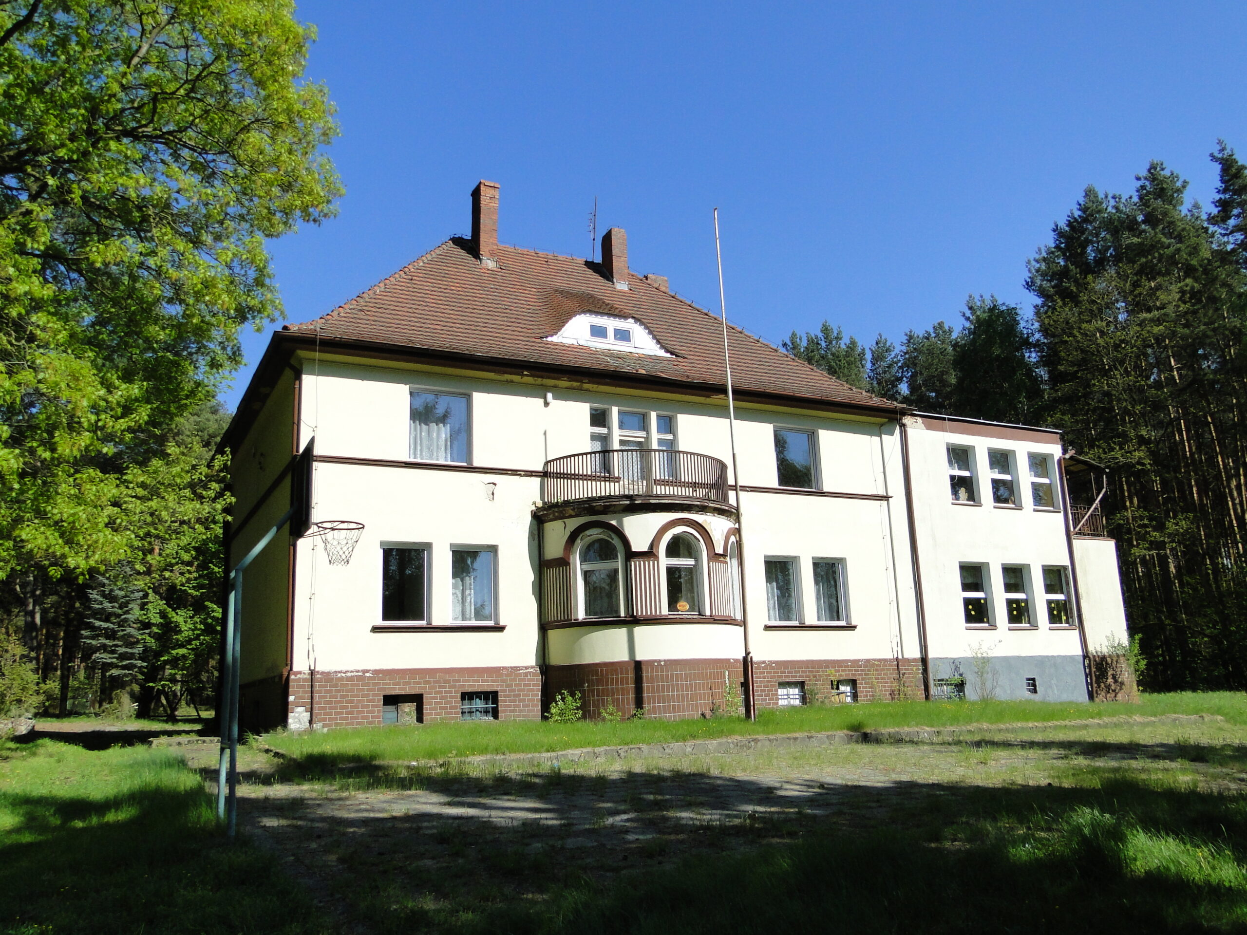 70 dworek buttnera